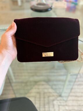Jimmy Choo Parfums Velvet Chain Clutch